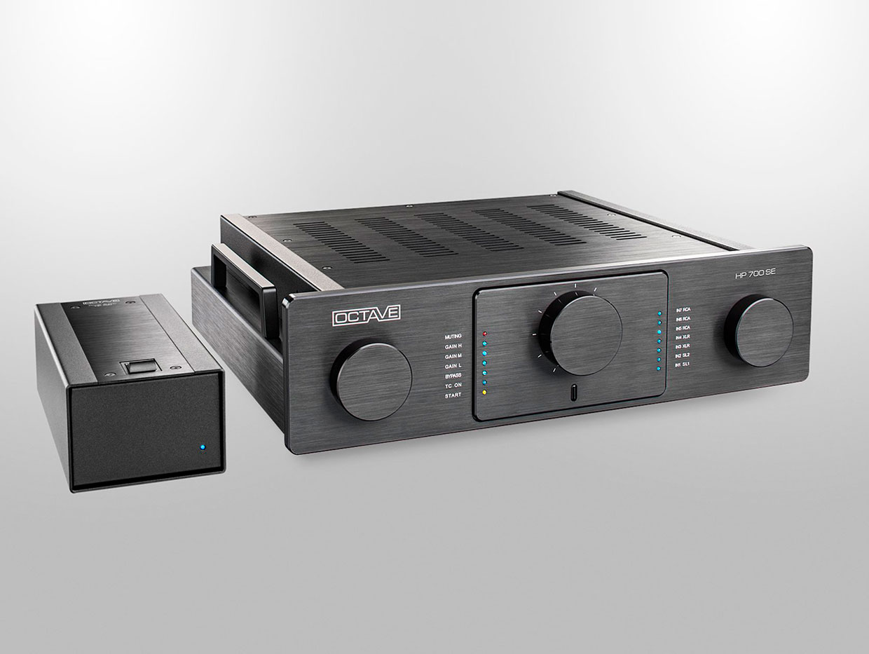 HP 700 SE (Black)/(Silver) [Pre Amp]