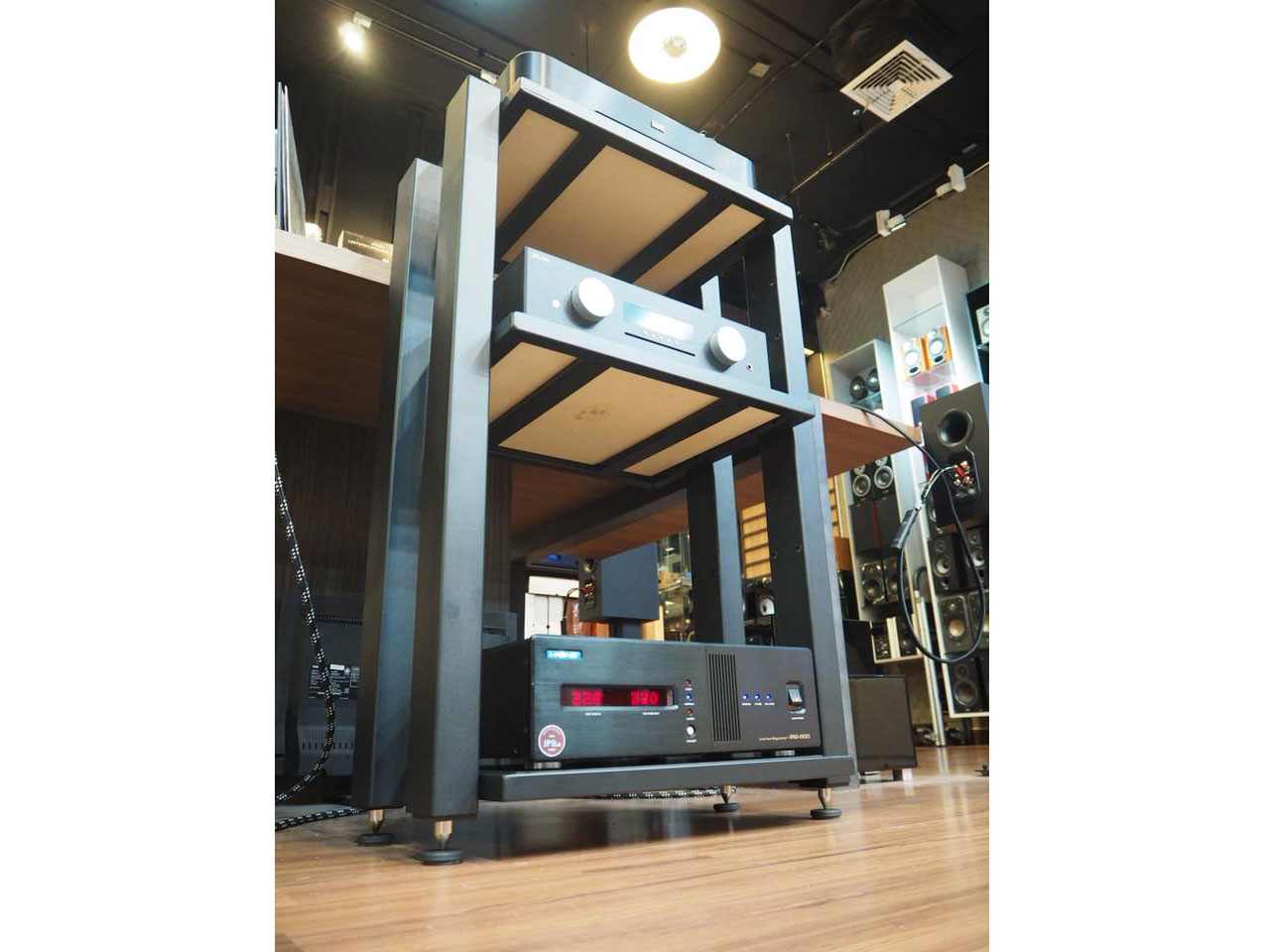 ESV90/3 (36") [Hi-Fi Rack]
